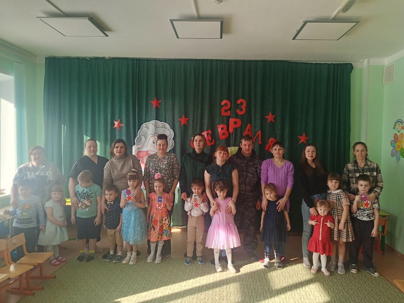 Праздник 23 февраля в детском саду.