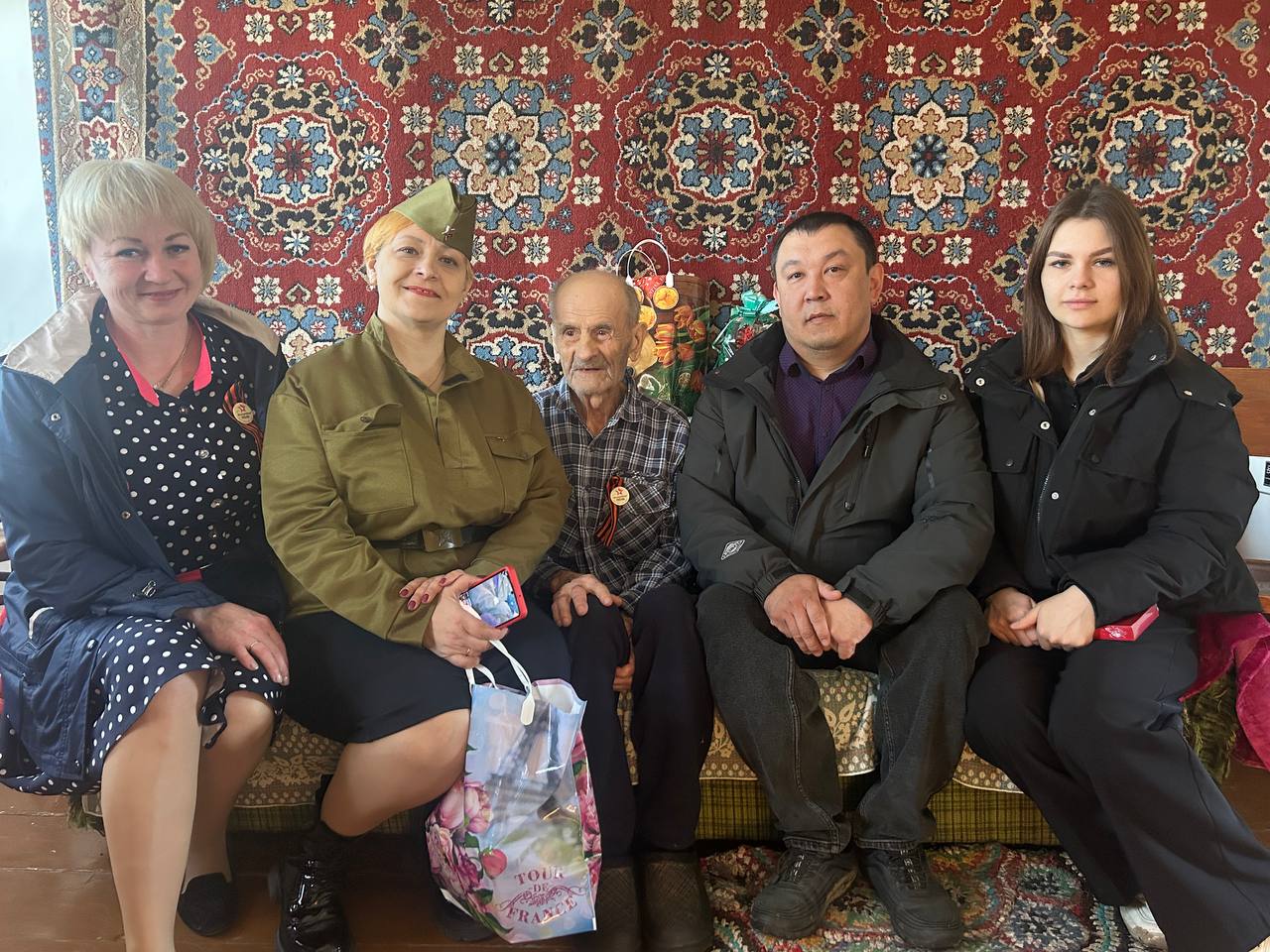 Чествование тружеников тыла.